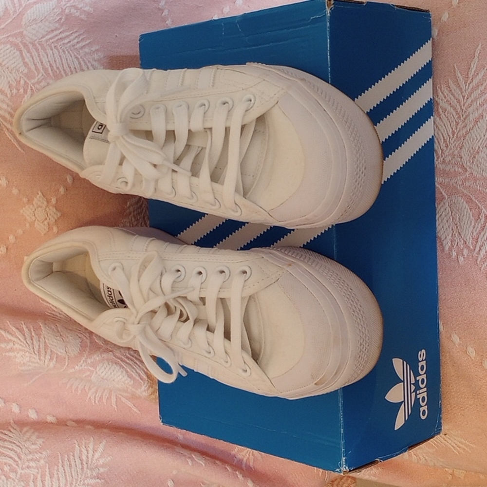 Adidas nizza platform tennis shoes